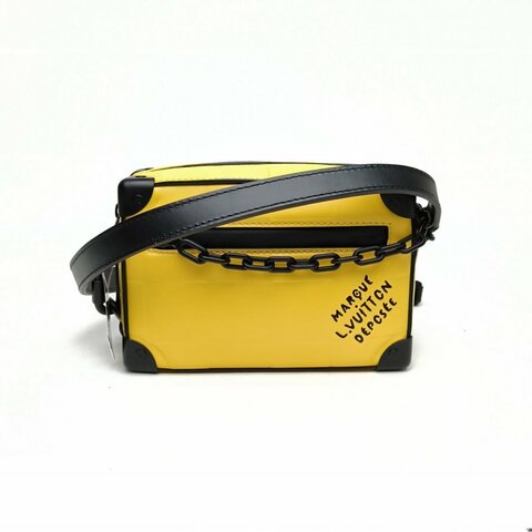LOUIS VUITTON 黃色牛皮晶片SacMiniSoftTrunk軟盒子包秀款肩背包