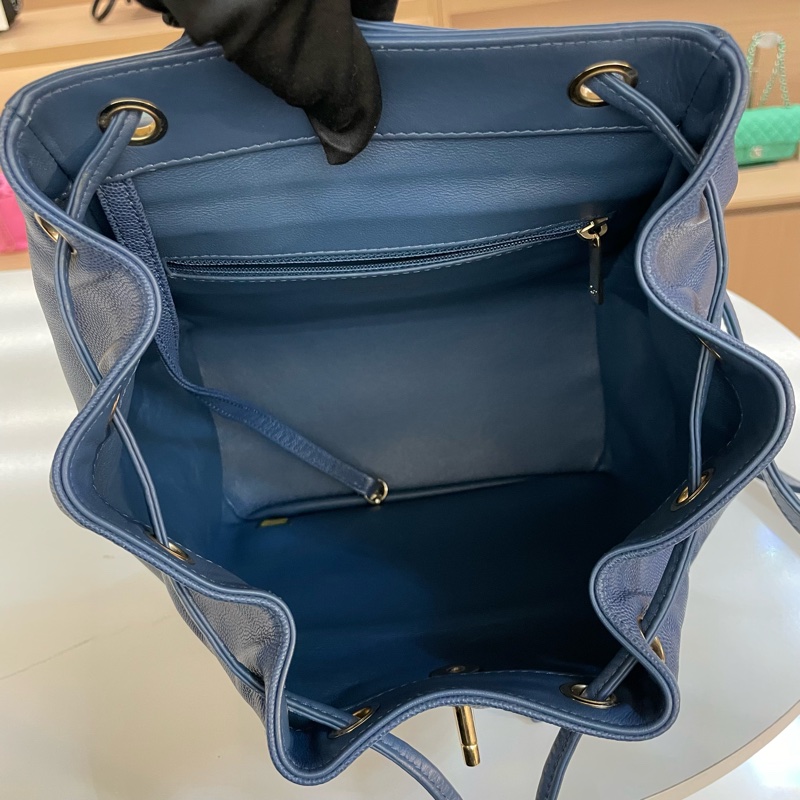 Chanel 藍色荔枝纹双肩包 藍金配色 菱格紋 中號 23開  有塵袋 無卡 無盒子-9