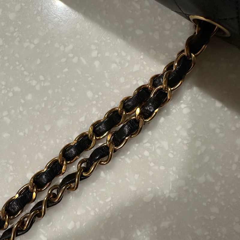 Chanel Classic Flap 23cm Vintage 老香 黑金 羊皮｜有保卡-17