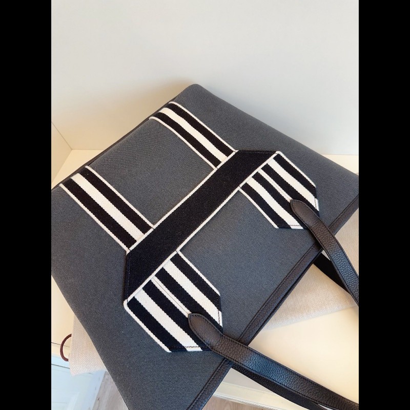Hermes Cabas pursangle-5