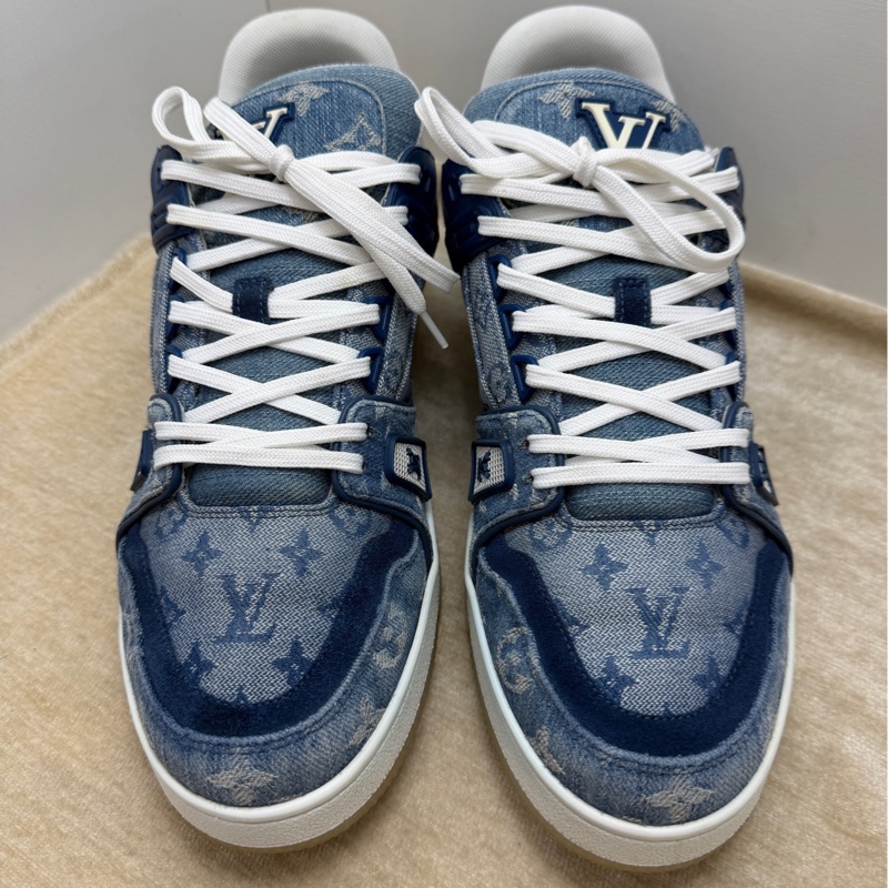 Lv  trainer 藍牛仔   42.5碼  98新-0