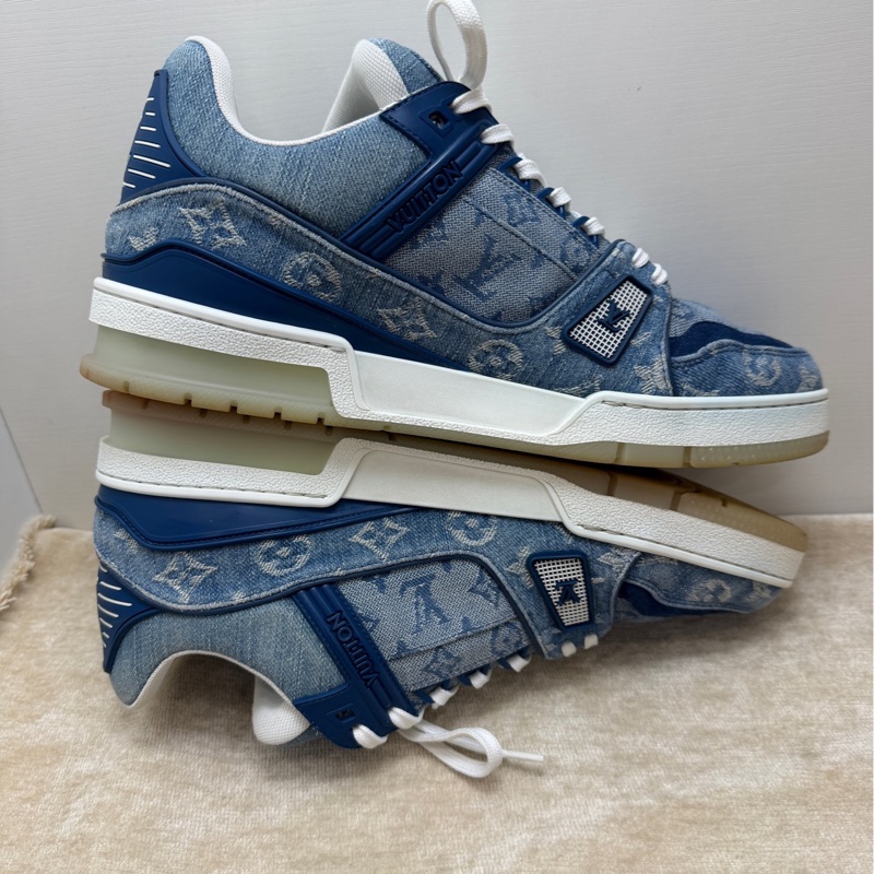 Lv  trainer 藍牛仔   42.5碼  98新-3