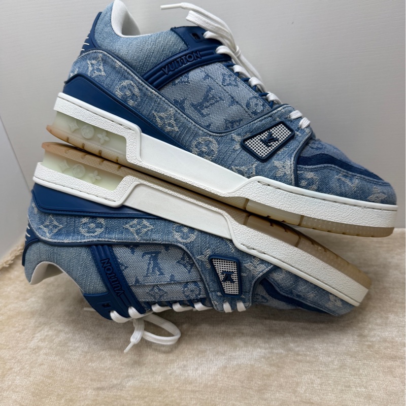 Lv  trainer 藍牛仔   42.5碼  98新-4