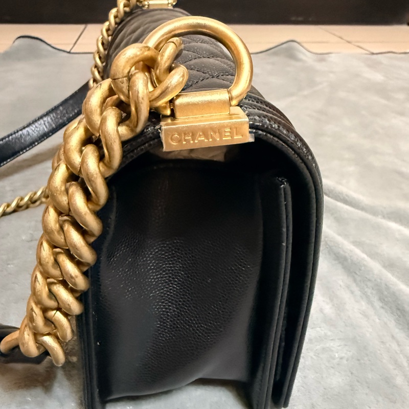 Chanel Boy 25 黑金 牛皮-19