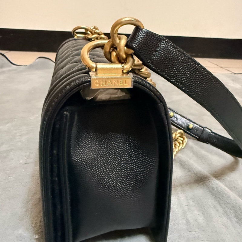 Chanel Boy 25 黑金 牛皮-20