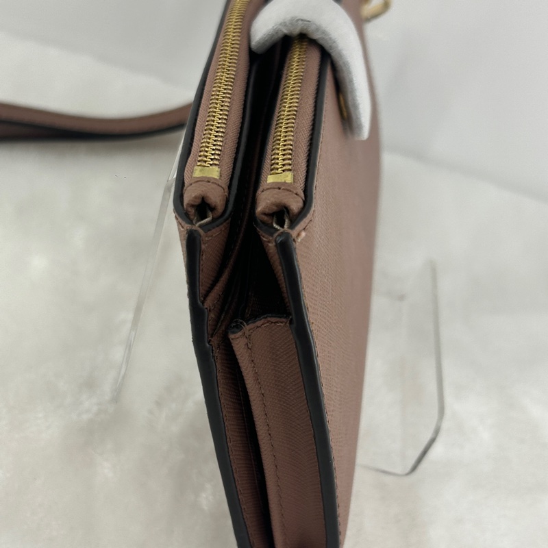 Michael Kors 經典十字紋防刮皮革手拿包（全新）玫瑰粉-4