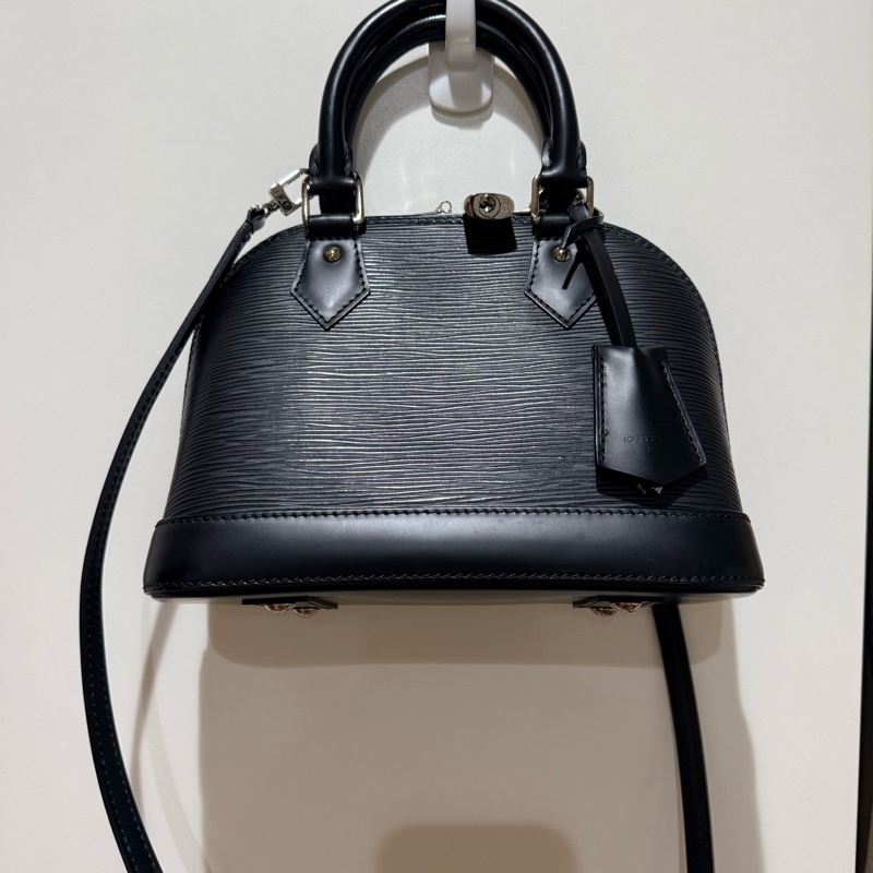 LV Alma bb epi 黑銀-6