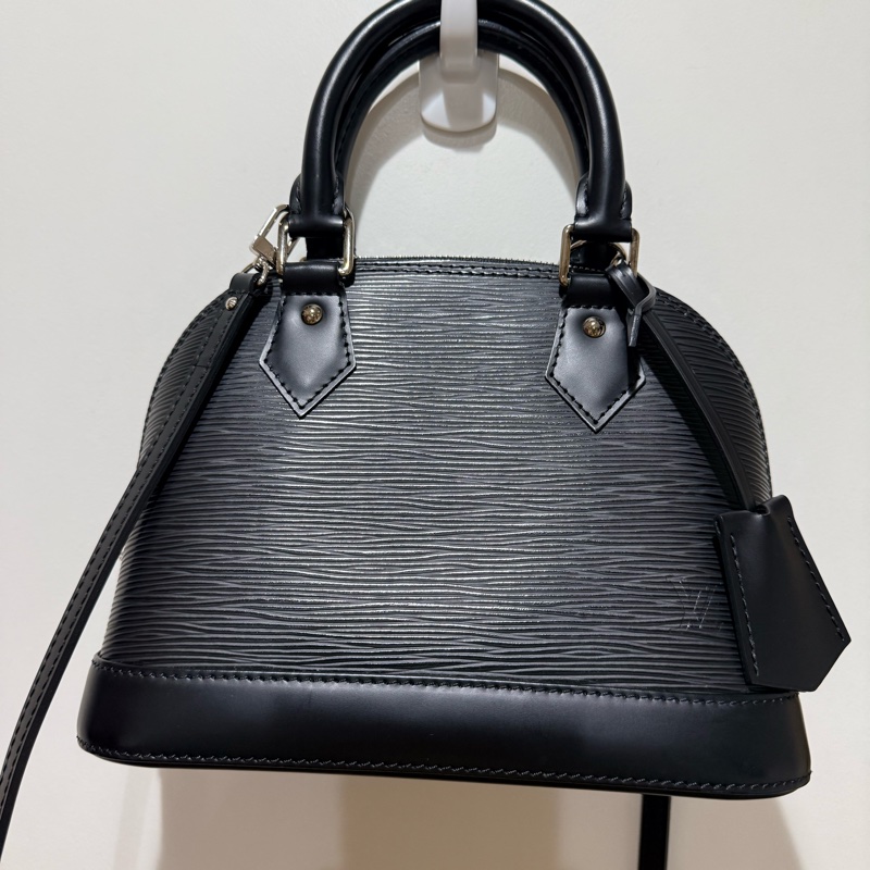 LV Alma bb epi 黑銀-7