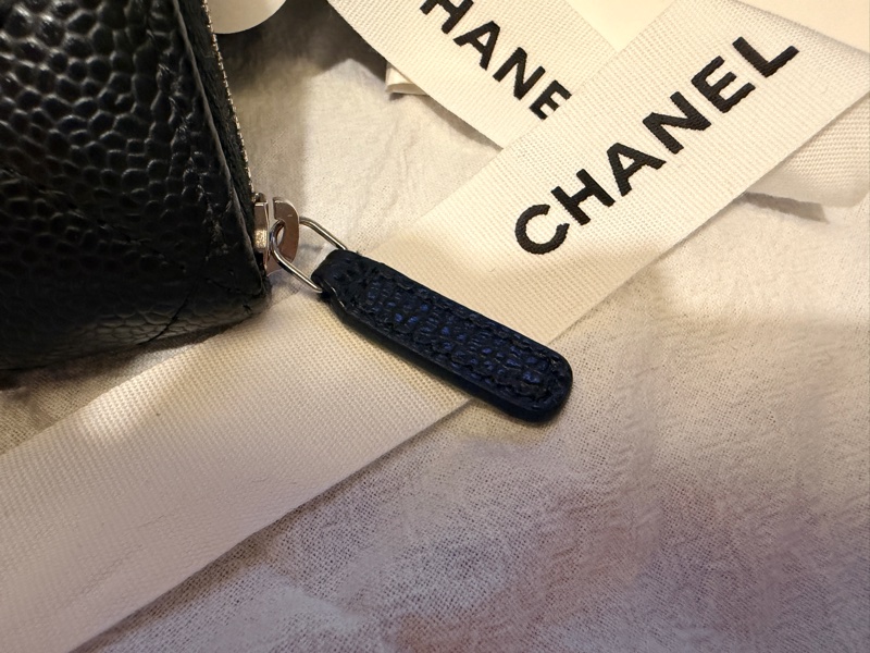 Chanel 經典荔枝皮黑金拉鍊零錢包｜全配｜近新 AP0216-13