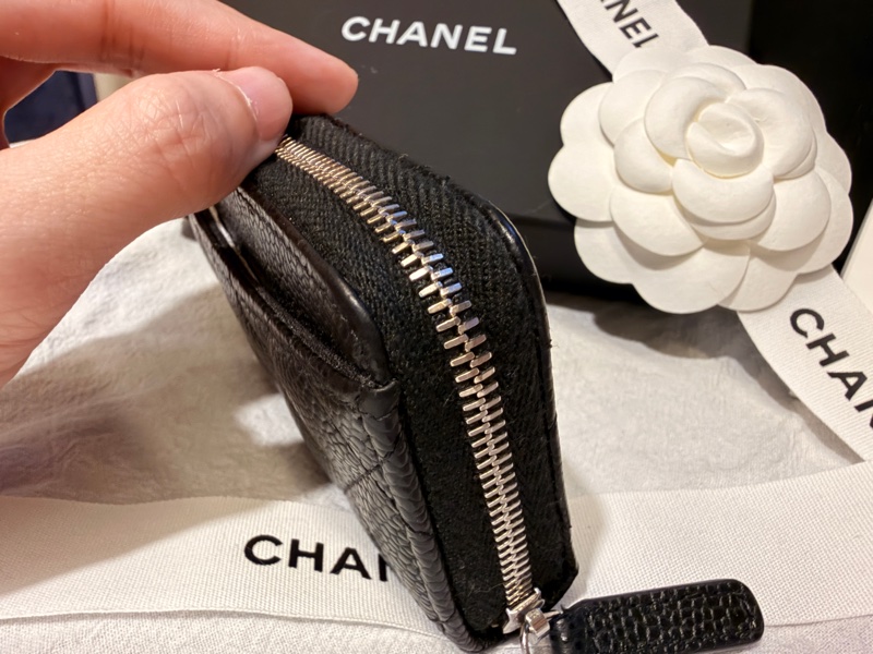 Chanel 經典荔枝皮黑金拉鍊零錢包｜全配｜近新 AP0216-15