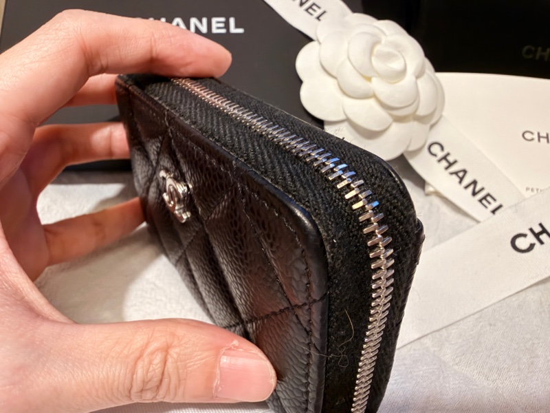 Chanel 經典荔枝皮黑金拉鍊零錢包｜全配｜近新 AP0216-16
