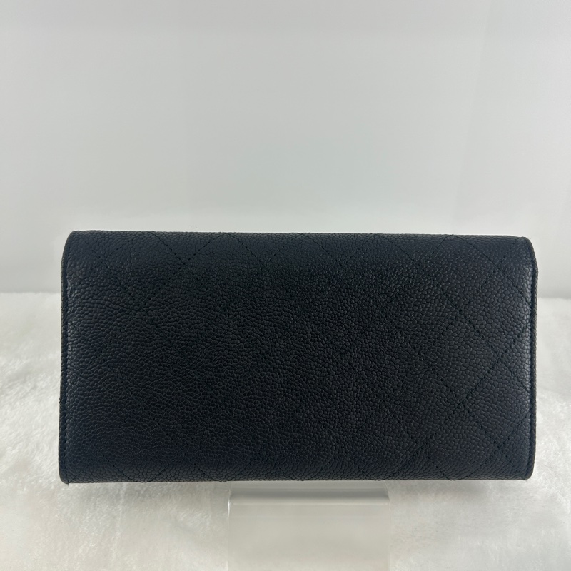CHANEL A84409 Coil COCO 古巴系列扣式長夾-1