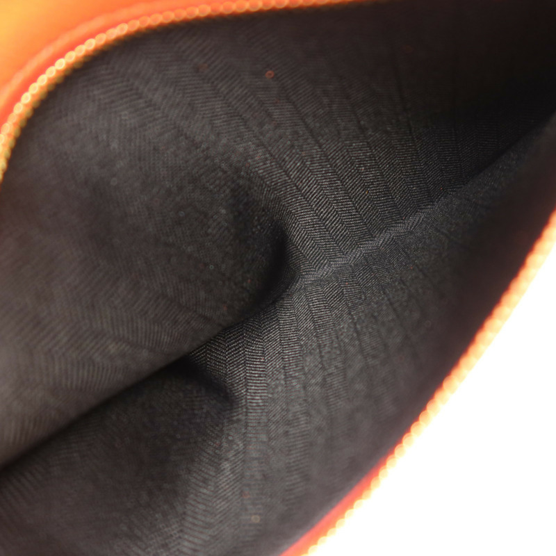 LOEWE 牛皮皮革Hammock金扣手挽肩背兩用袋-15