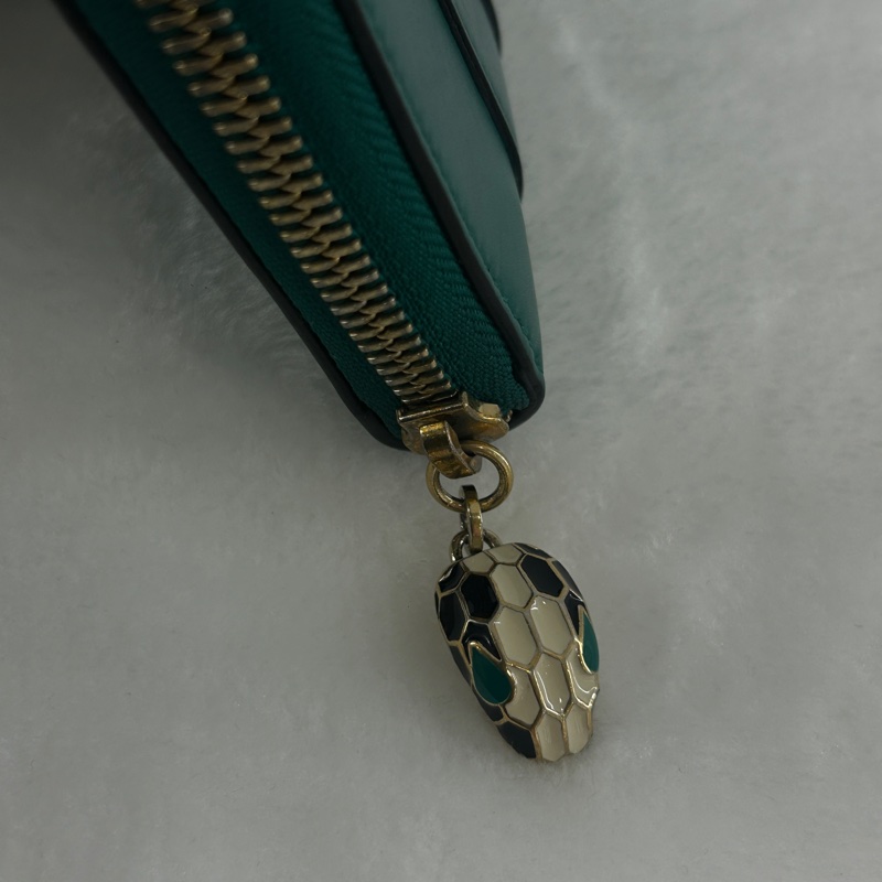 BVLGARI 琺瑯蛇頭拉鍊長夾-3