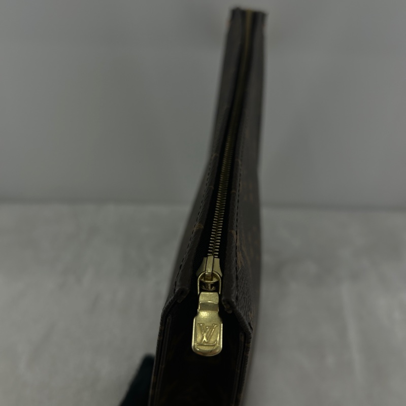LV M28264 Poche Toilette 26 手拿包/洗漱包-2