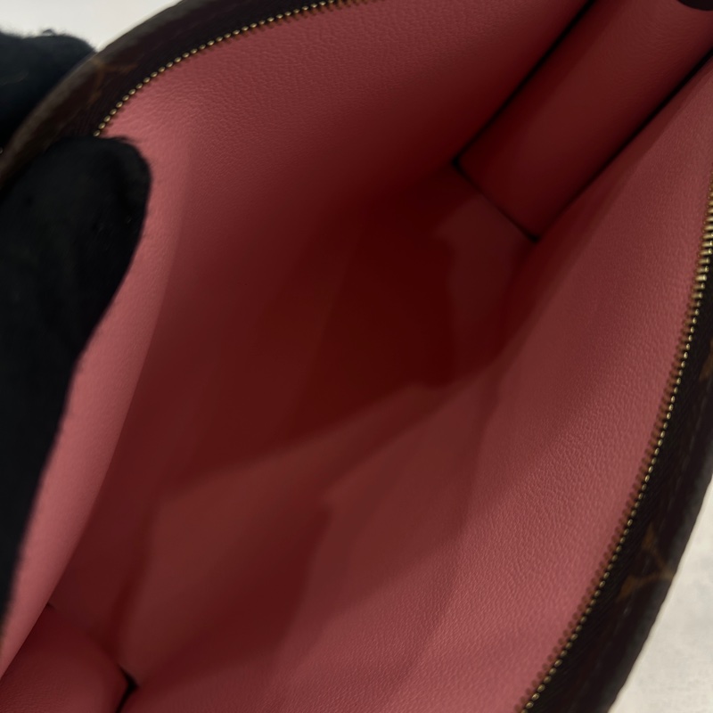 LV M28264 Poche Toilette 26 手拿包/洗漱包-8