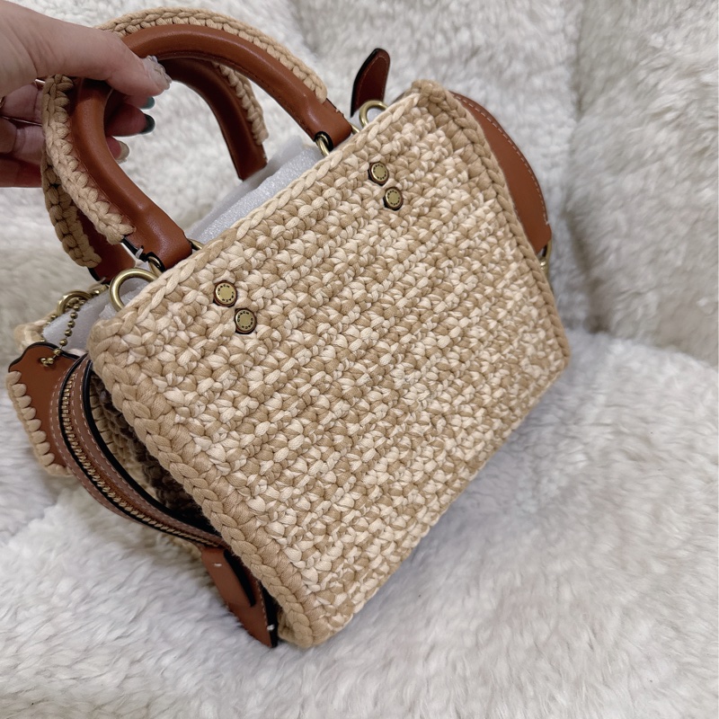 未使用coach Rogue 20針織🧶毛線系列三用包（原價25800元）-20
