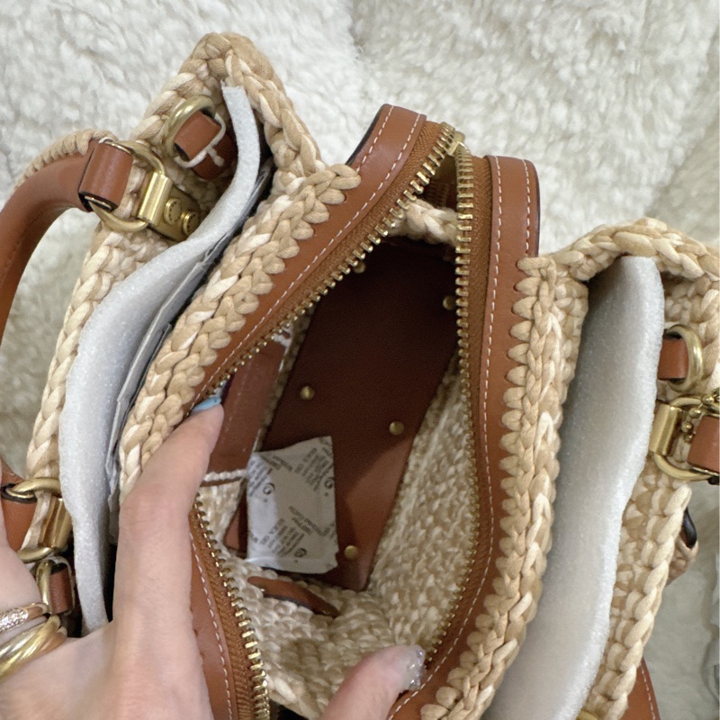 未使用coach Rogue 20針織🧶毛線系列三用包（原價25800元）-44