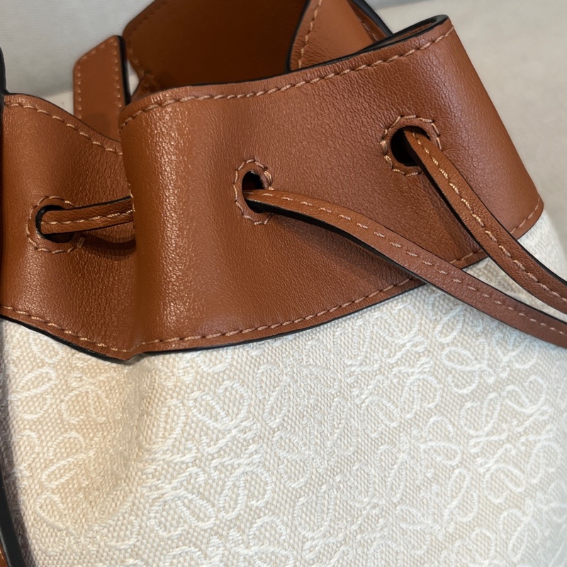 99新Loewe羅意威拼色mini Hammock吊床包 11*16*19 附件/紙卡/肩帶-9