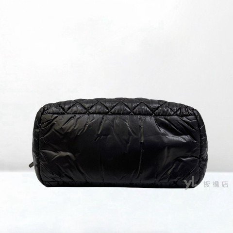 Y1990-CHANEL 黑色羽絨小號空氣包A48619-4