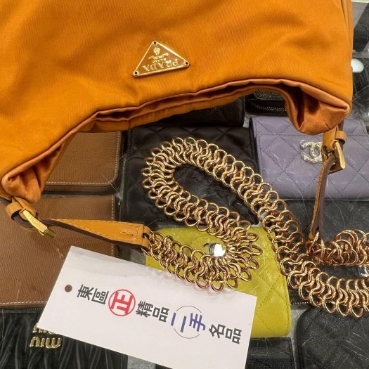 東區正精品㊣PRADA BR0104 橘色尼龍金色三角牌吸扣金鍊肩背包彎月包 RZ6420-4