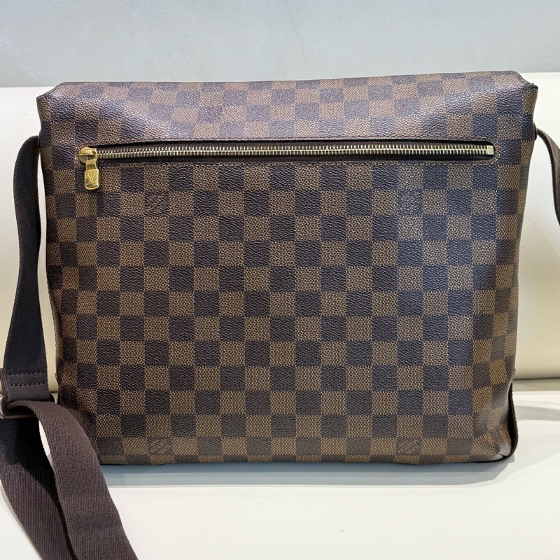 Louis Vuitton 路易威登 棕色棋盤格斜挎郵差包 10編碼-1
