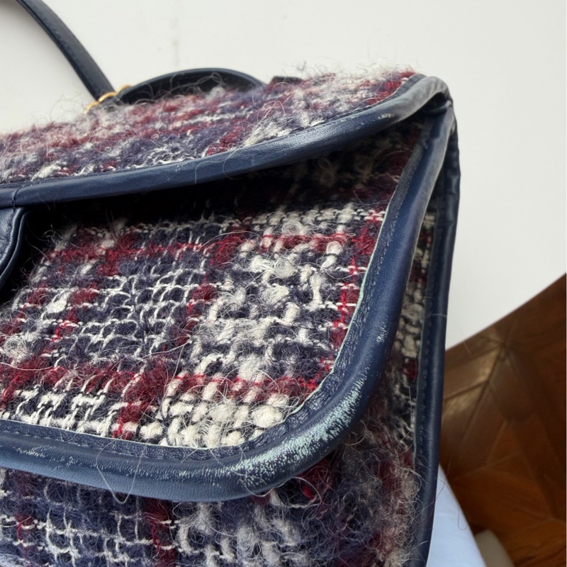 22年芯片款、CHANEL/香奈兒、22K秋冬、雙C、Logo皮穿鏈肩帶、羊毛斜紋軟呢金屬、口蓋包鏈-6
