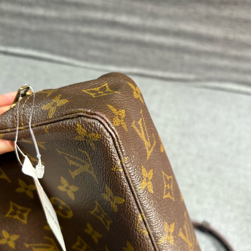 LV 老花相機包 手拿包 斜挎包 23cm-10