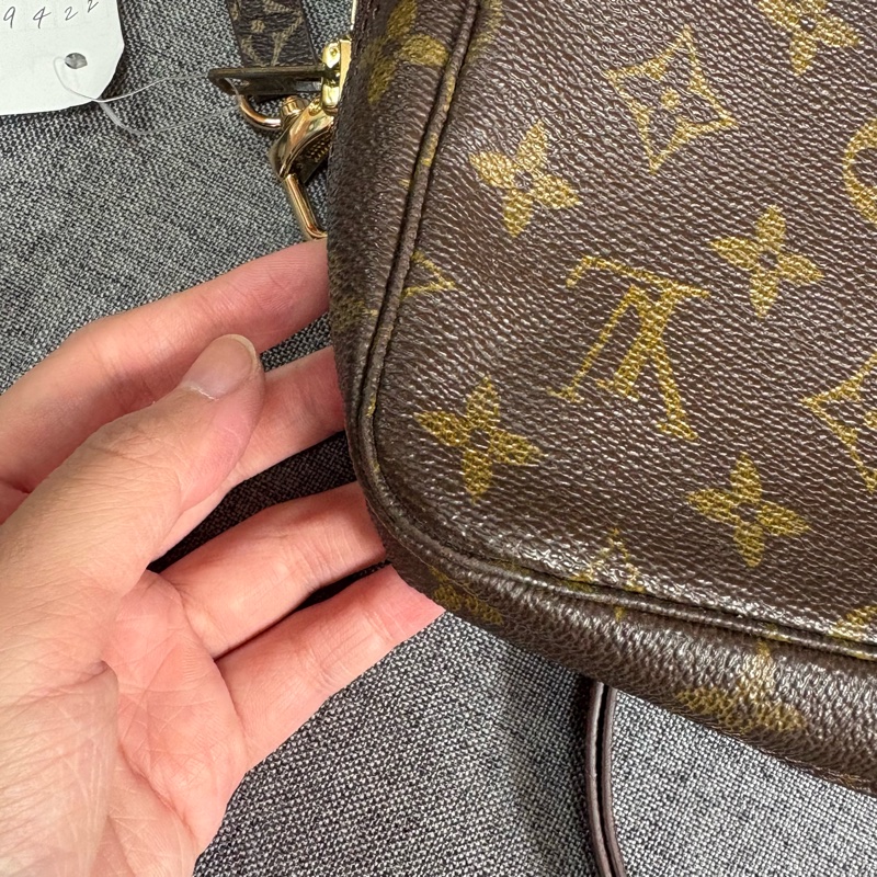 LV 老花相機包 手拿包 斜挎包 23cm-15