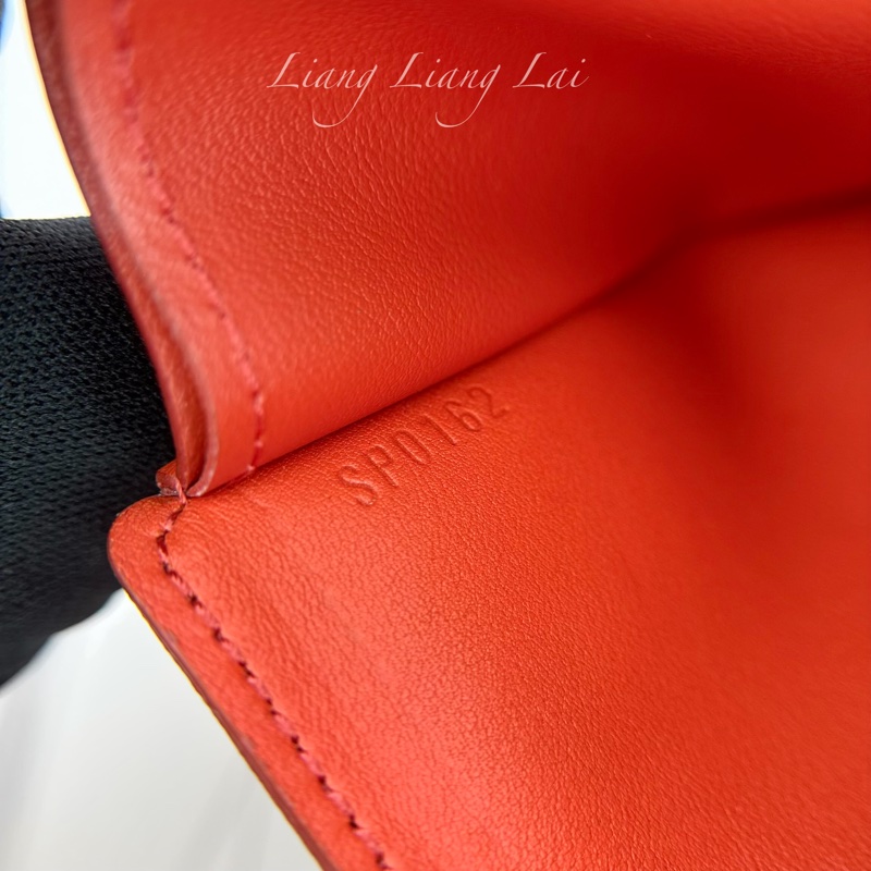 LOUIS VUITTON LV James亮橘色短夾-3