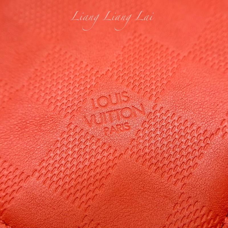 LOUIS VUITTON LV James亮橘色短夾-4