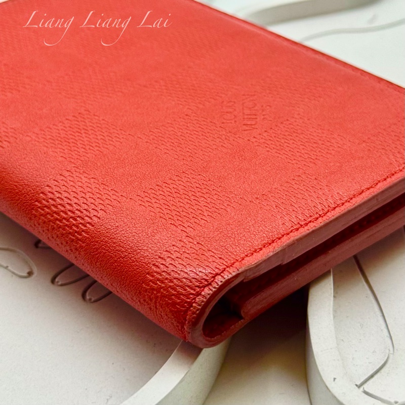 LOUIS VUITTON LV James亮橘色短夾-18