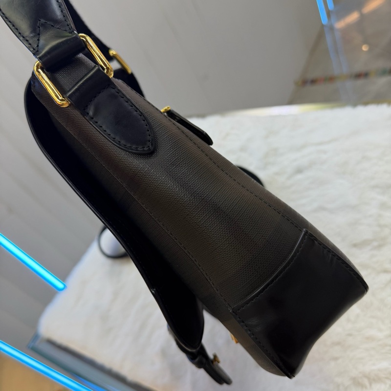博柏利Burberry 男士斜挎包-2