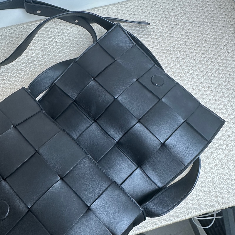 Bv 十五格 黑色 Bottega Veneta-5