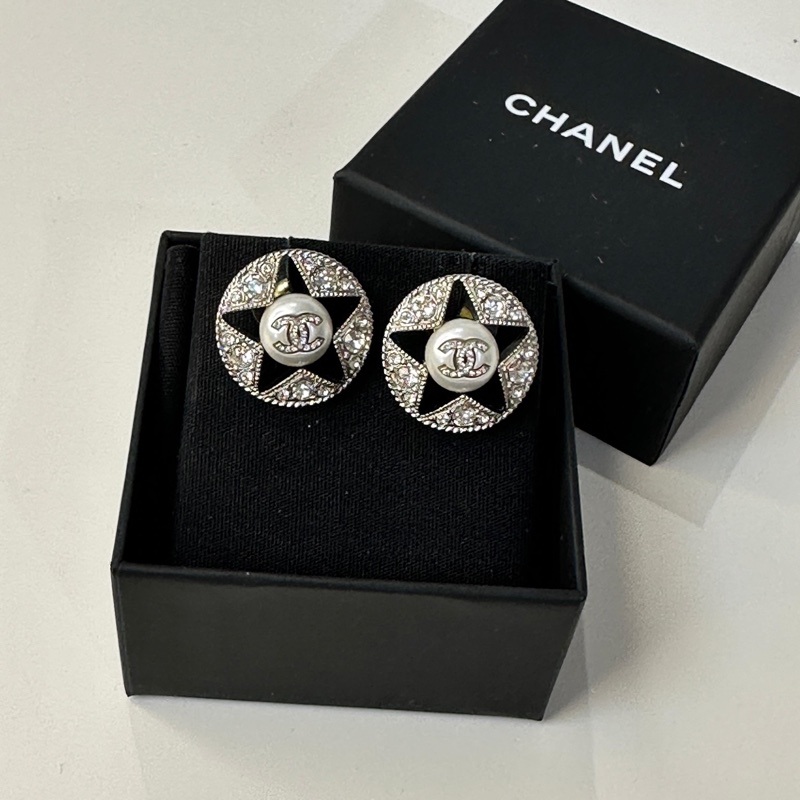 Chanel｜五角星圓圈耳針-0