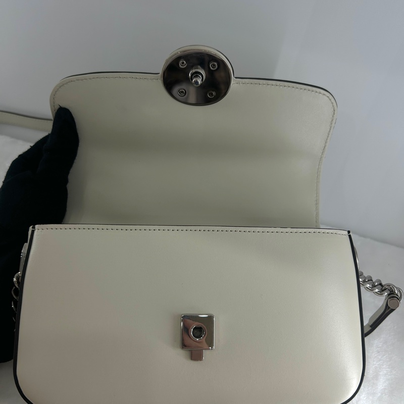 GUCCI Petite GG 迷你肩背包-5