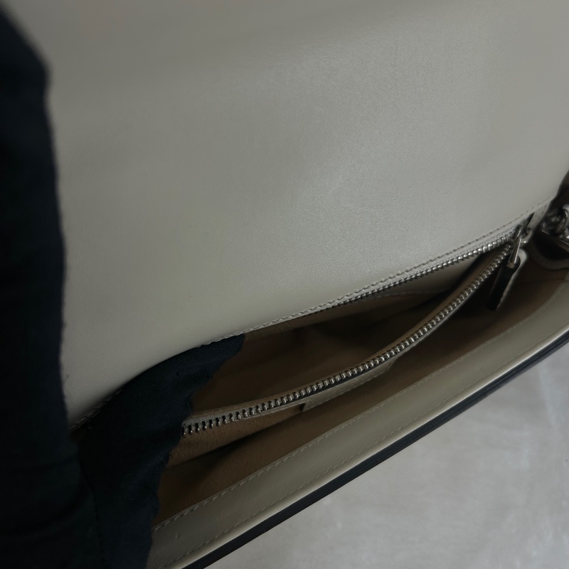 GUCCI Petite GG 迷你肩背包-8