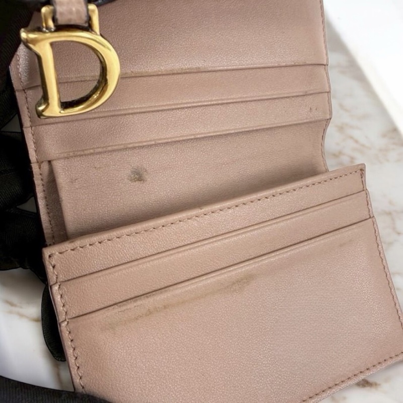 Christian Dior Saddle Lotus粉膚色金釦三折短夾-13