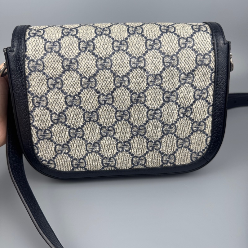 Gucci古馳 Horsebit 1955黑色老花斜挎包，小號 經典雙G帆布，黑色-1