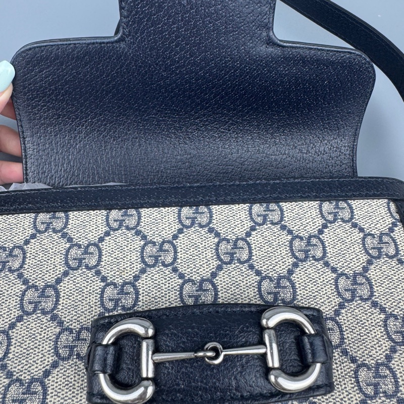 Gucci古馳 Horsebit 1955黑色老花斜挎包，小號 經典雙G帆布，黑色-7
