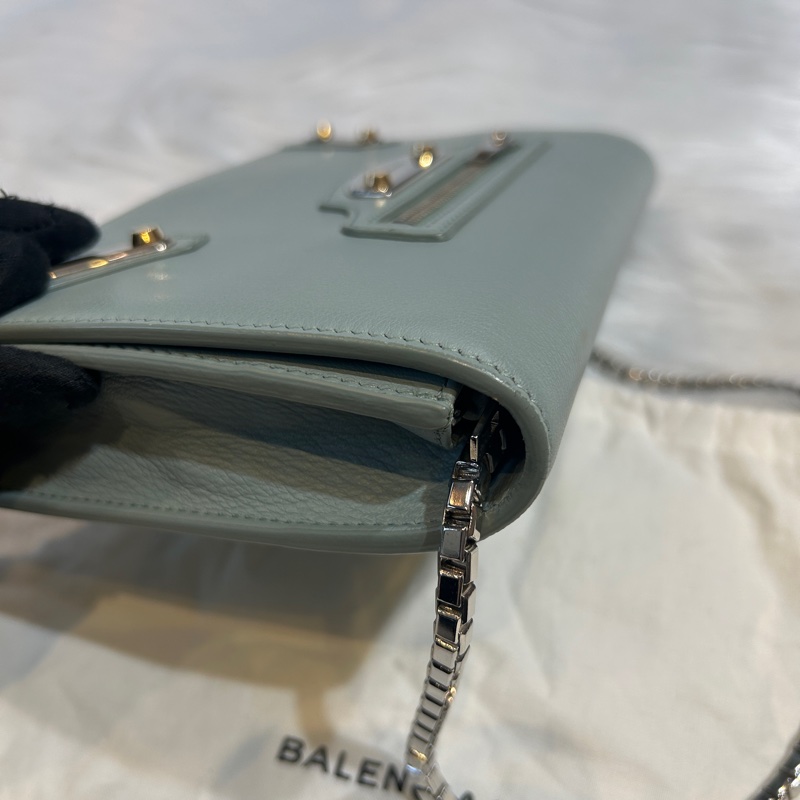 Balenciaga 巴黎世家經典銀扣鏈帶肩背包-4