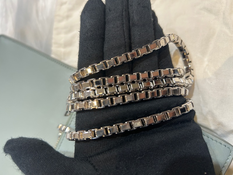 Balenciaga 巴黎世家經典銀扣鏈帶肩背包-12