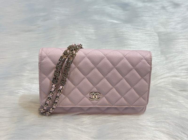 CHANEL AP2614 荔枝紋牛皮銀扣雙C鏈帶WOC-0