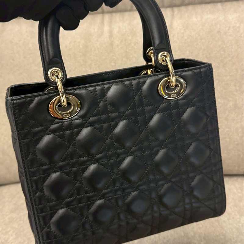 DIOR lady 黑色中號黛妃包-1