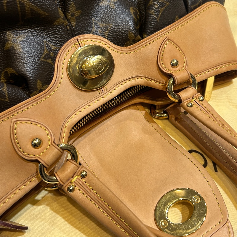LV M45715 經典Monogram Boetie MM手提購物包-4