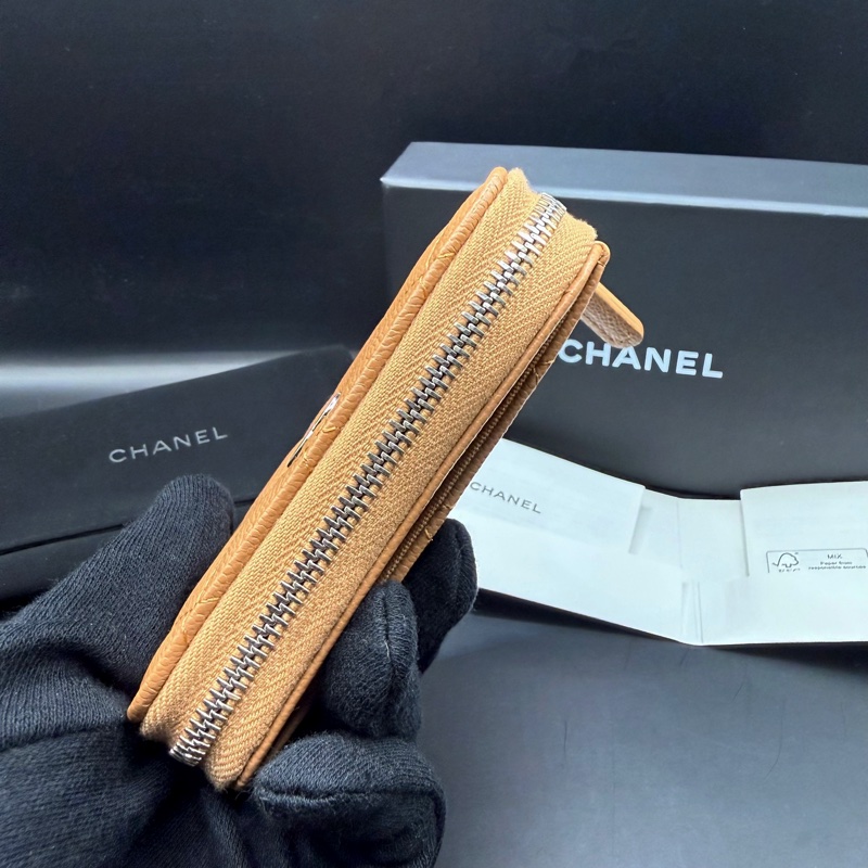【閒置正品】CHANEL香奈兒✨淡焦糖米色荔枝牛皮x銀LOGO✨ㄇ字經典菱格 拉鍊零錢包 卡包（晶片款）-23
