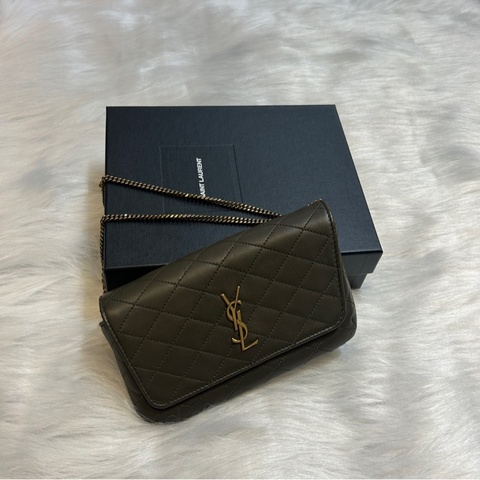 Saint Laurent Gaby 菱格紋小羊皮鏈條手機包