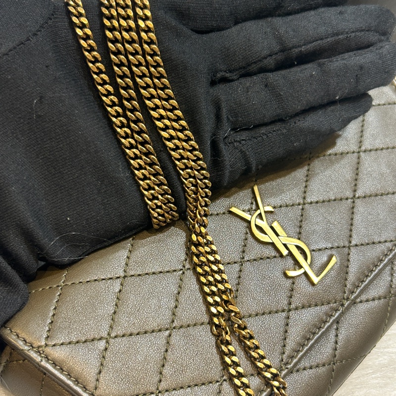 Saint Laurent Gaby 菱格紋小羊皮鏈條手機包-7