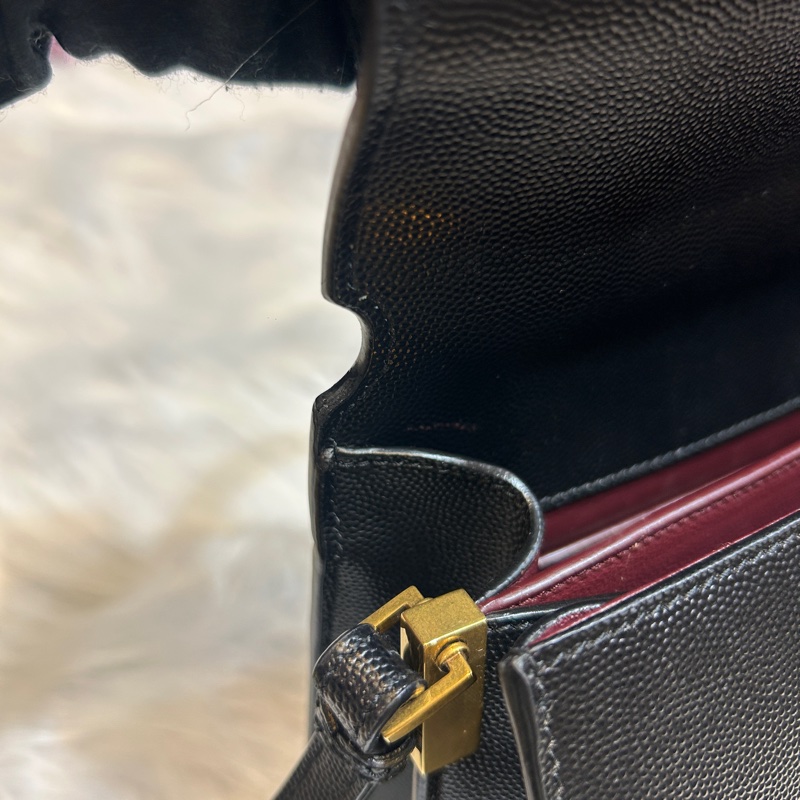 Saint Laurent YSL Cassandra 黑金荔枝紋小牛皮手提斜背包-10