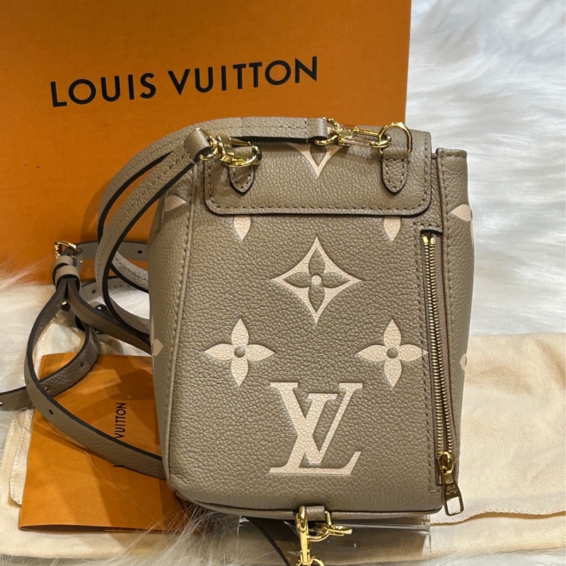 LV M80738 Tiny 雙色斑鳩灰色Monogram Empreinte 多功能後背包-2
